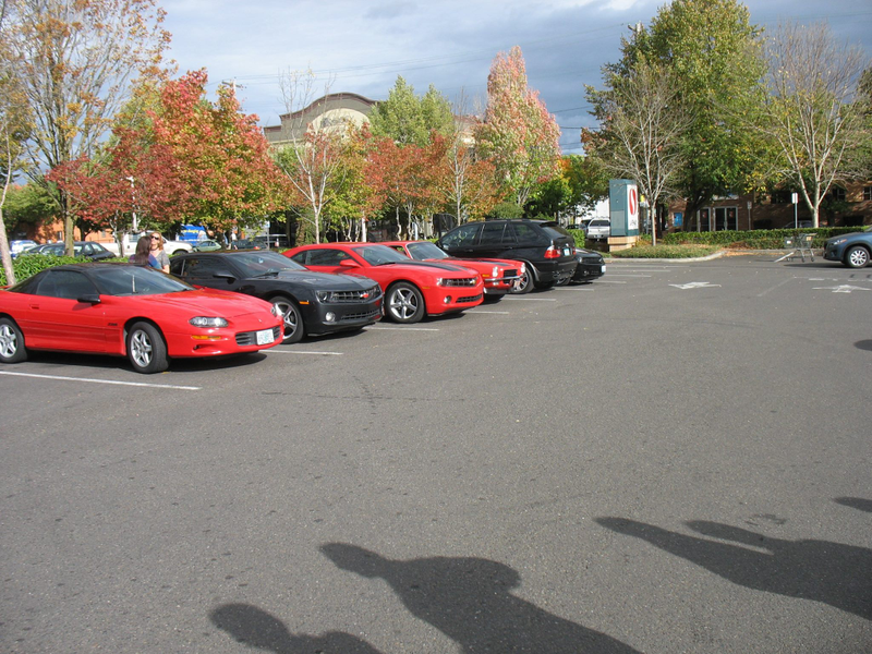 Illustration for article titled Columbia River Camaro Club - Fall Colors Run 2015